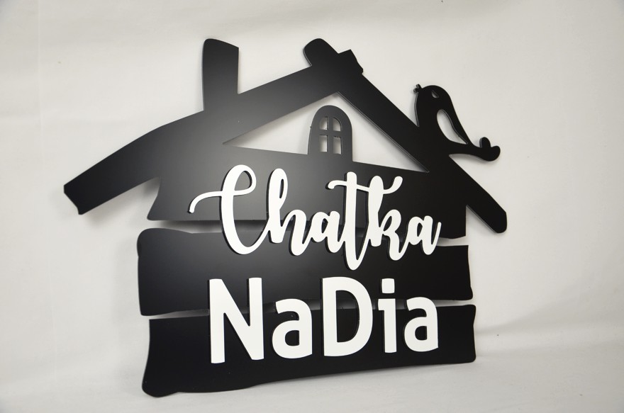 Tabuľka s názvom chaty/penziónu/hotela