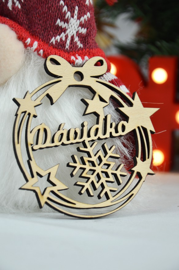 Drevená vianočná ozdoba: ĽUBOVOĽNÉ MENO