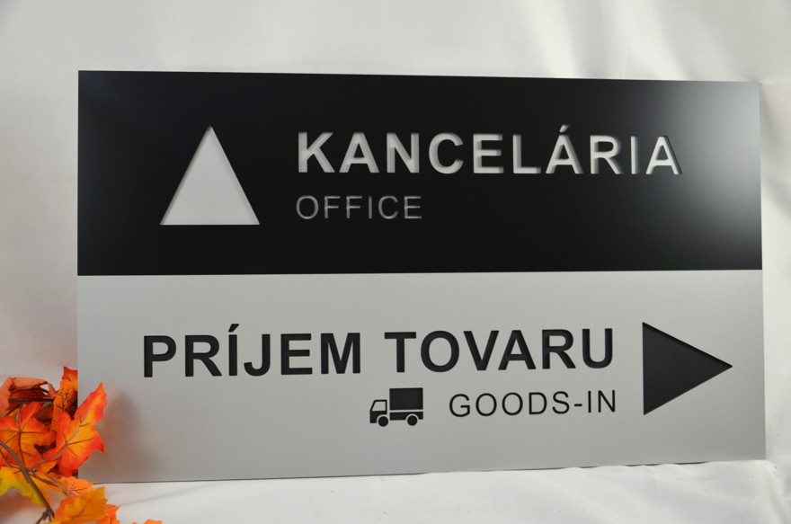 Informačná tabuľka s označením skladu/kancelárie/office/penziónu/hotela (70x40cm)