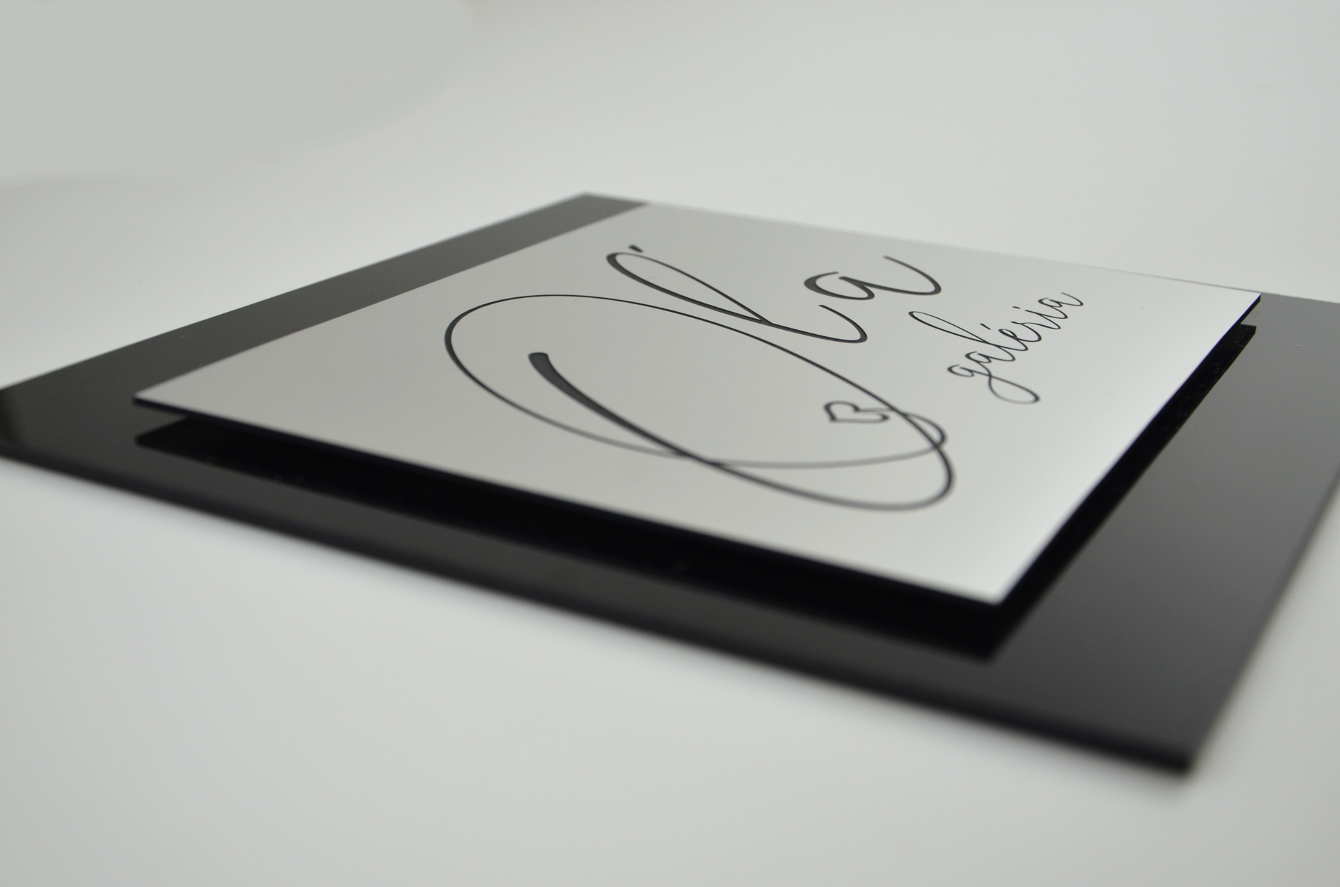 Firemné logo na stenu/menovka na dvere štvorec/interiér/exteriér