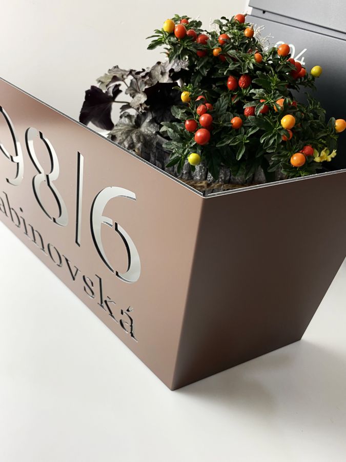 Popisné číslo: Za rohom Google s adresou