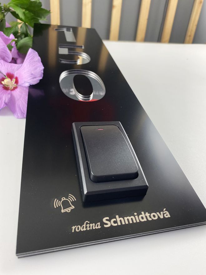 Číslo na dom so zabudovaným zvončekom - obdĺžnik