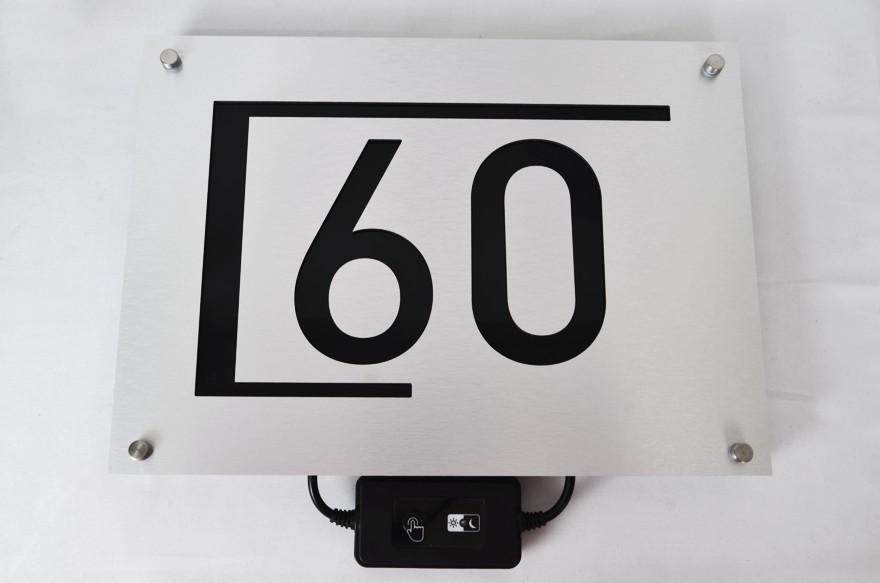 Svetelné číslo na dom LED SHAPE (220V) so súmrakovým senzorom