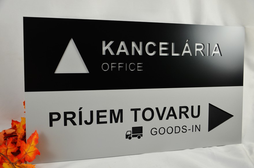 Informačná tabuľka s označením skladu/kancelárie/office/penziónu/hotela (70x40cm)