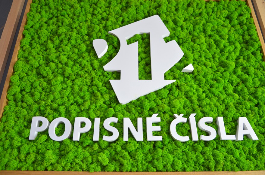 Machový obraz s 3D logom na mieru