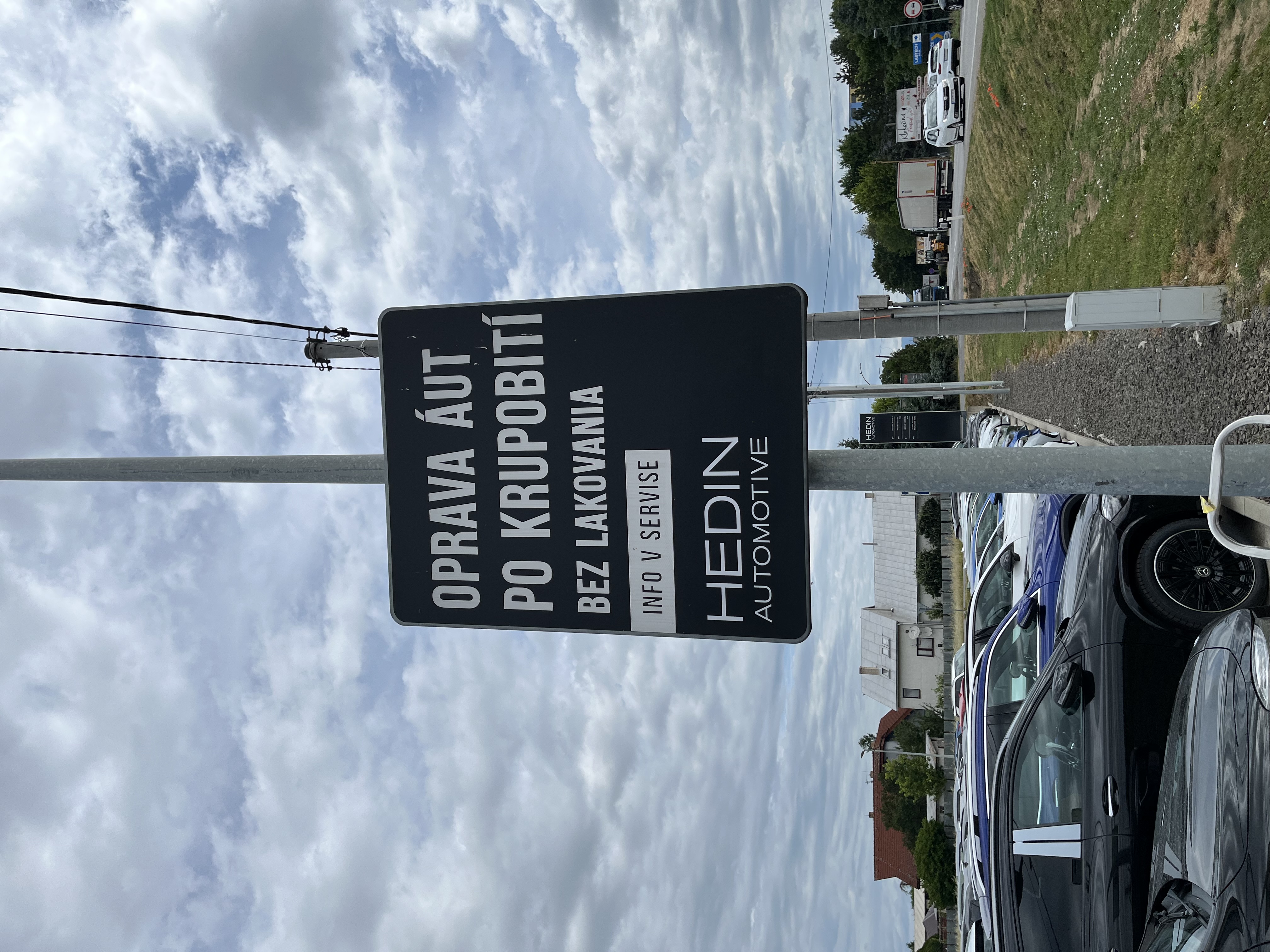 Tlač: Samolepiaca fólia + orez