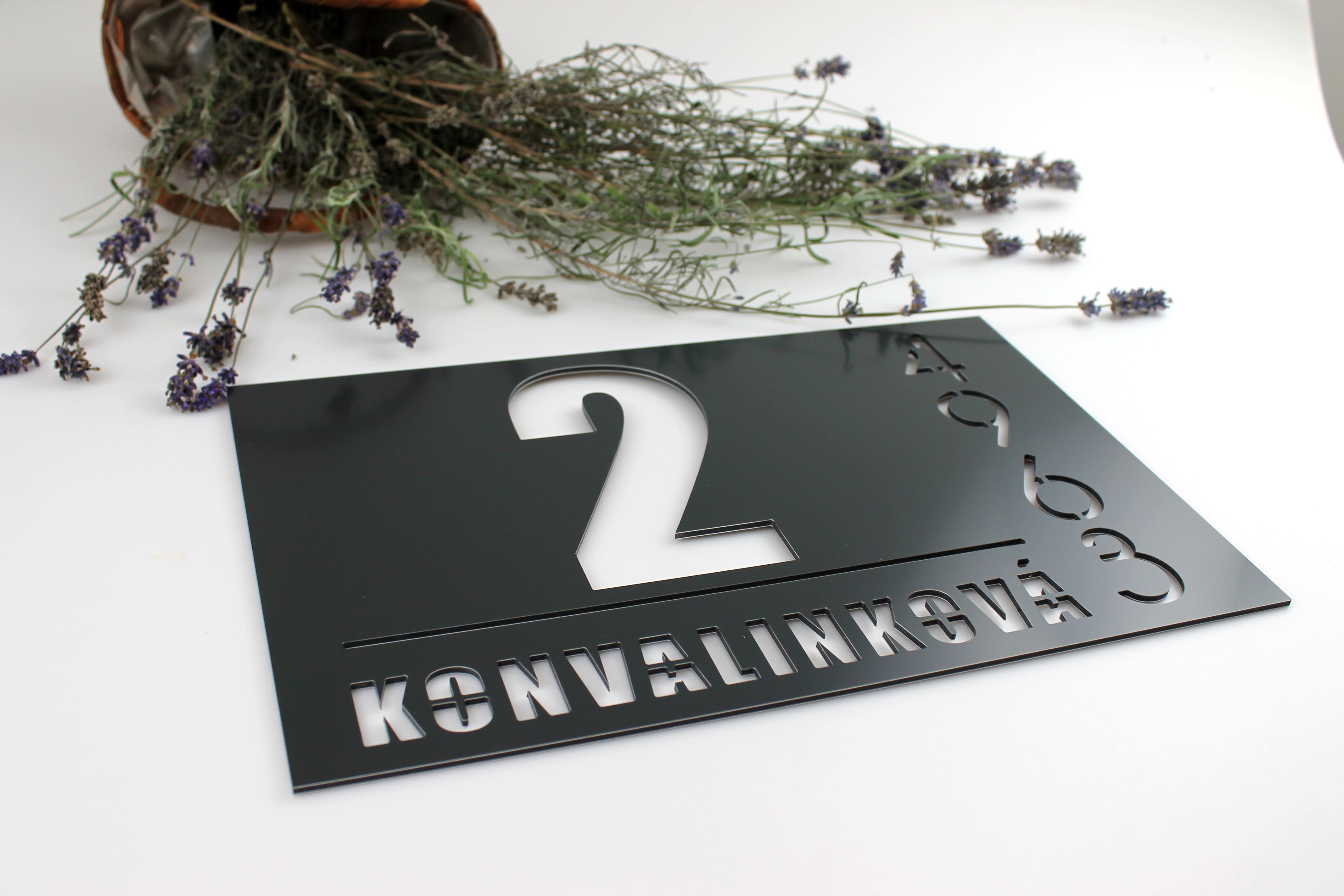 Popisné číslo: Los Angeles