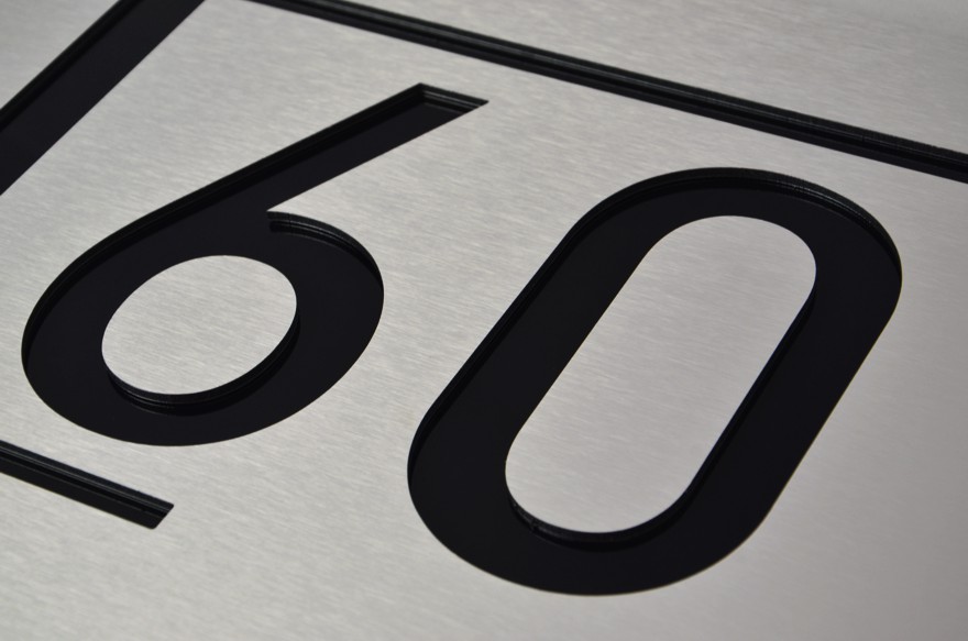 Svetelné číslo na dom LED SHAPE (220V) so súmrakovým senzorom